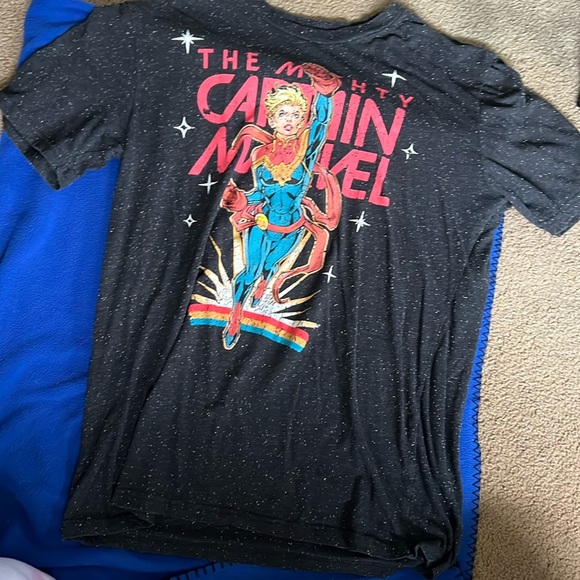 Tops - Graphic tee, worn a few times doesn’t fit anymore